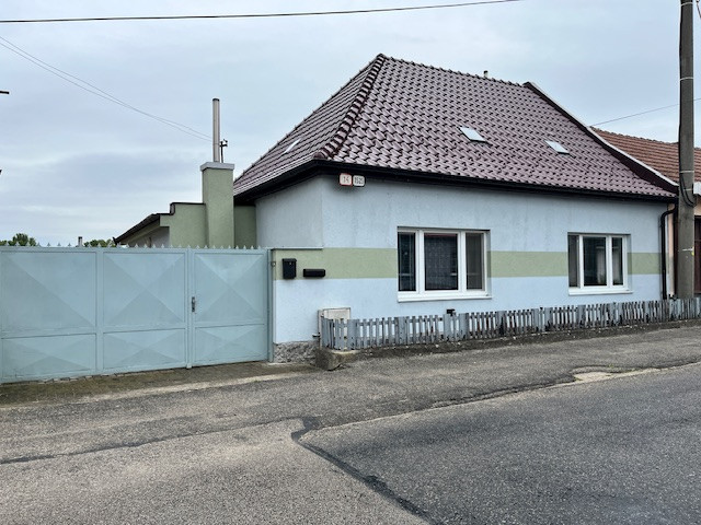 3-izbový rodinný dom s veľkým pozemkom 1454 m²