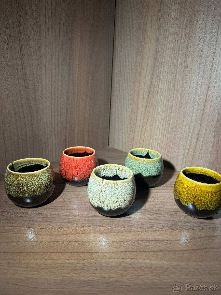 Sada 5 keramických šálok v Japonskom štýle