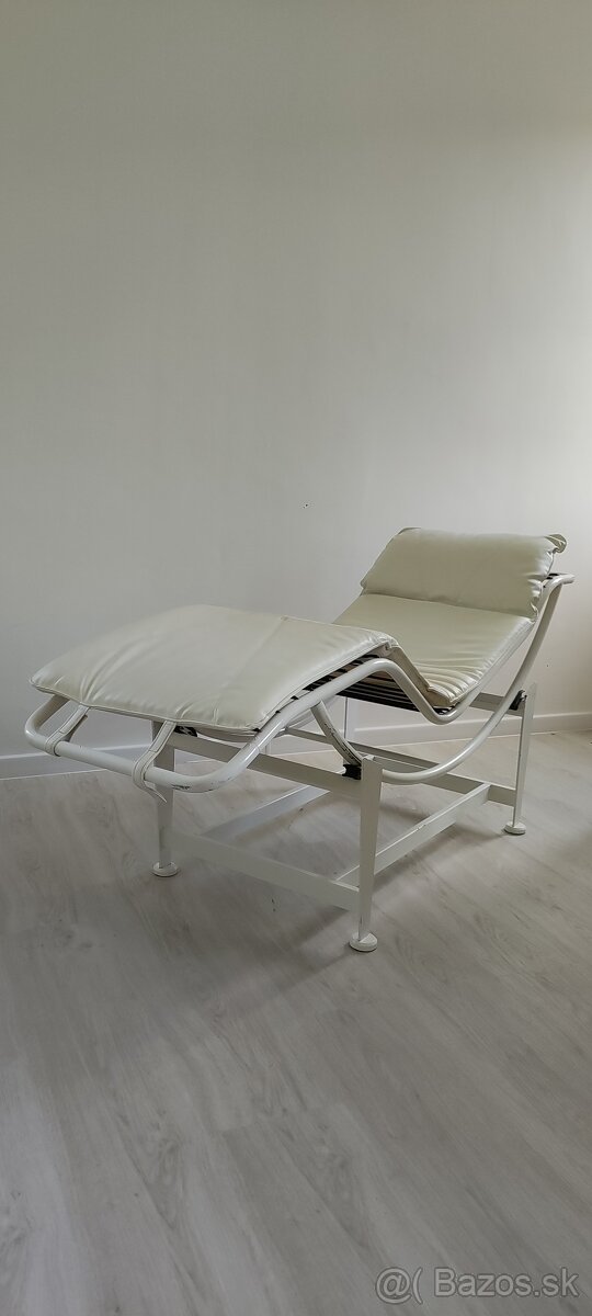 Kozmetické lehátko