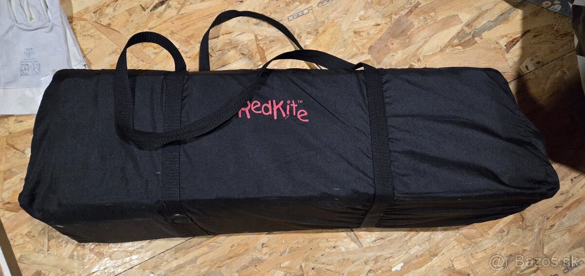 Prenosná skladacia postieľka