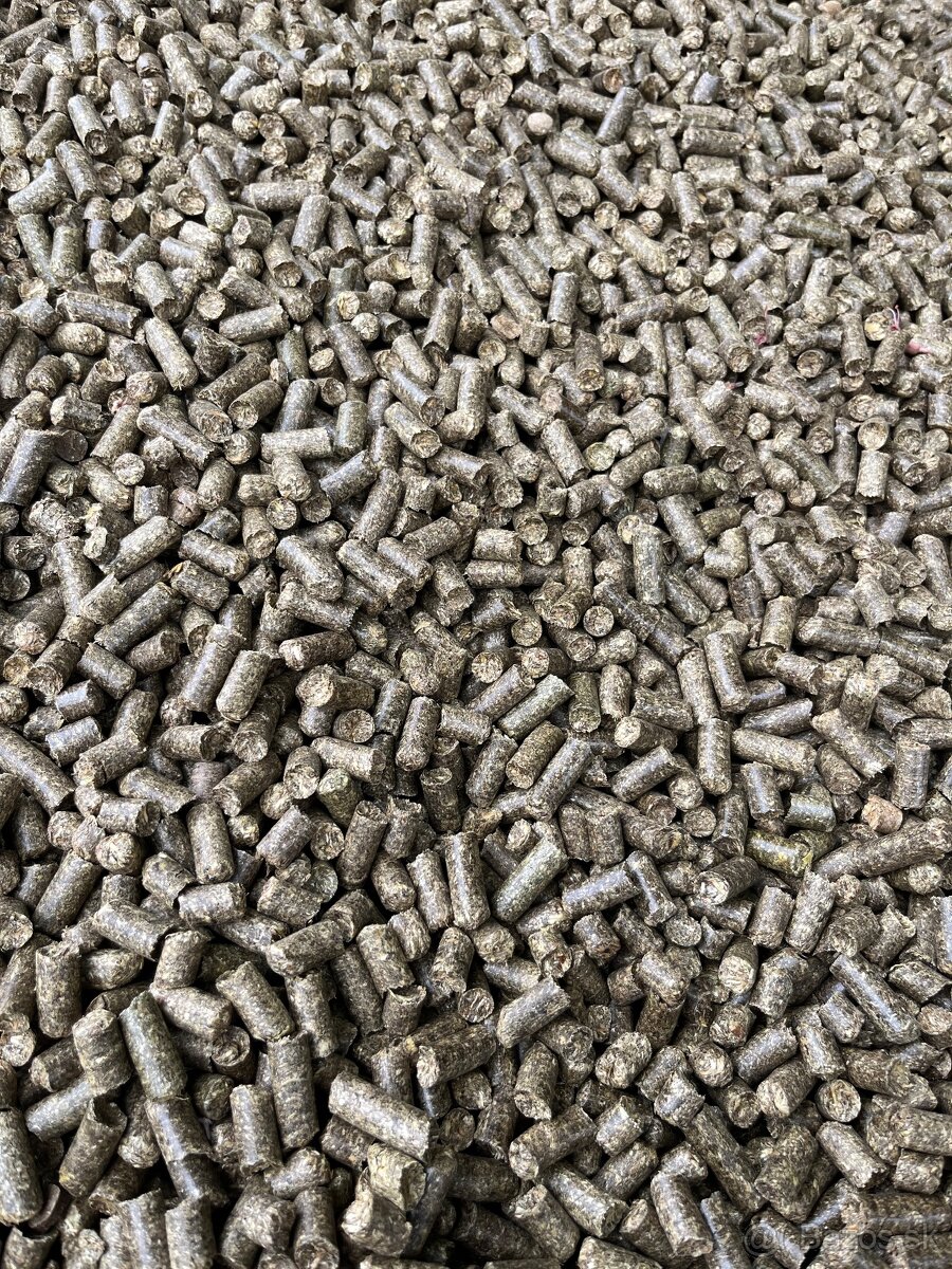 Lucernové a Senné granule