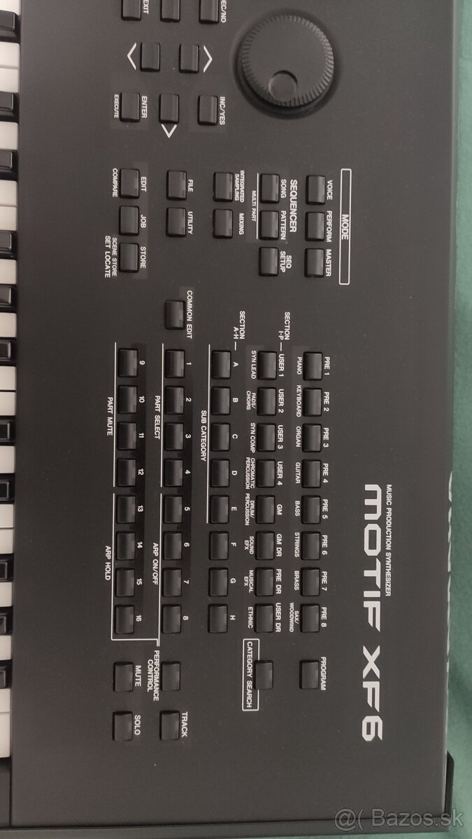 Yamaha MOTIF XF6