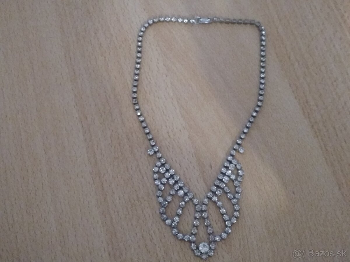 Retro štrásový náhrdelník