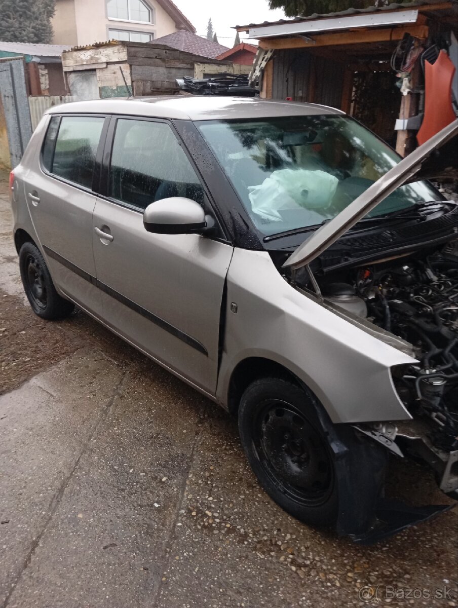 Rozpredám škodu Fabiu 16 TDI 55 kw