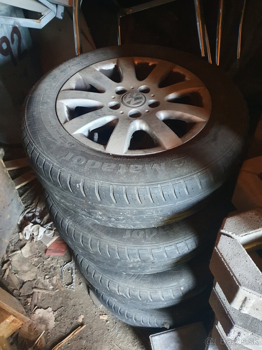 Pneumatiky s elektrónmi
