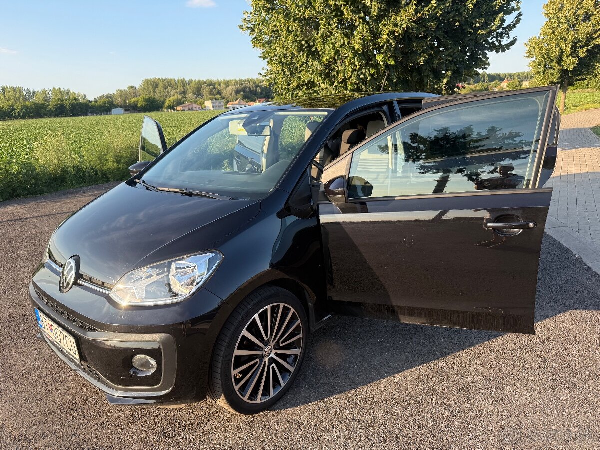 VW UP Benzín/CNG
