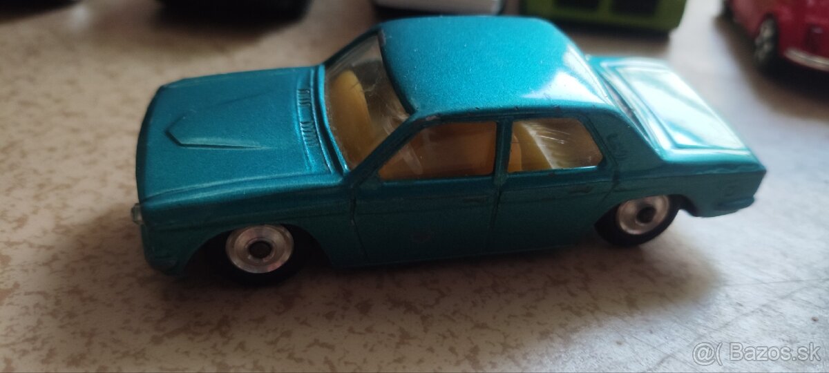 Hračka volga 24