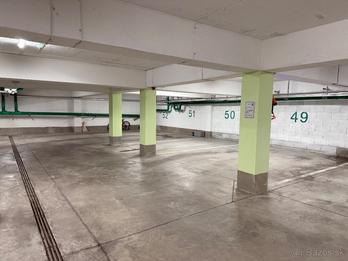 Vnútorné parkovacie miesto, Staré mesto Košice