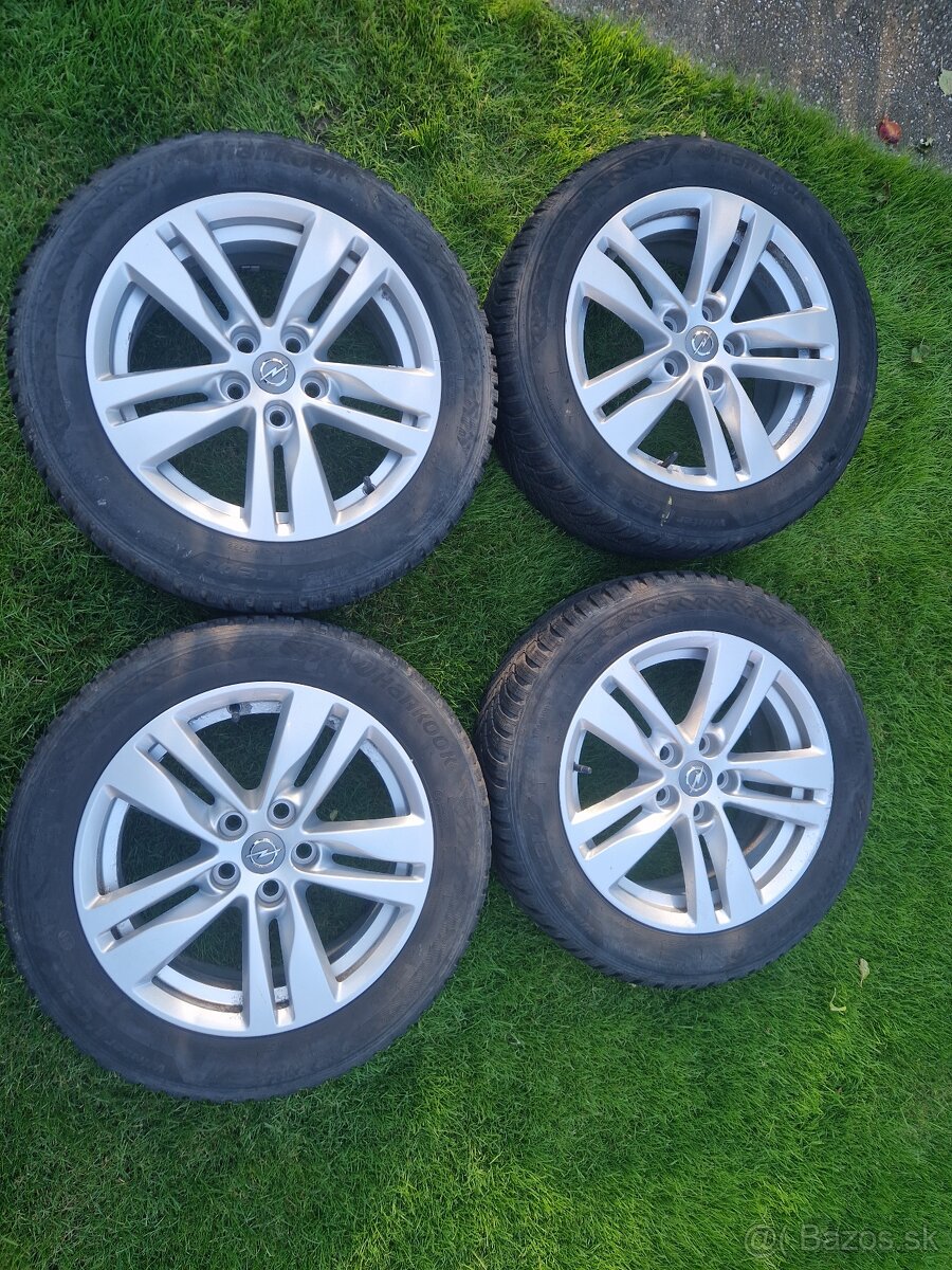 Opel Astra K elektrony + pneumatiky zimné