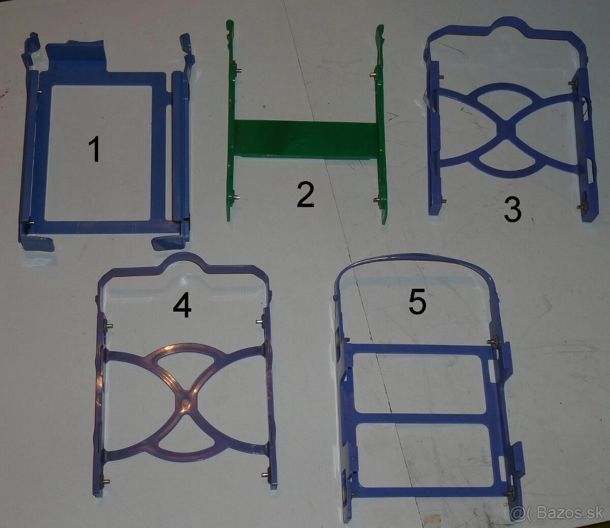 Predám rámčeky na 3,5" harddisky do desktopov