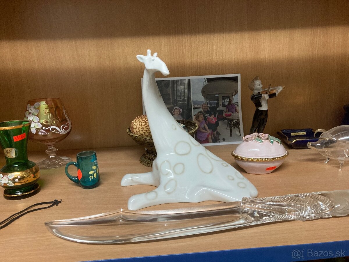 sklo porcelan pozostalost po zberatelovi