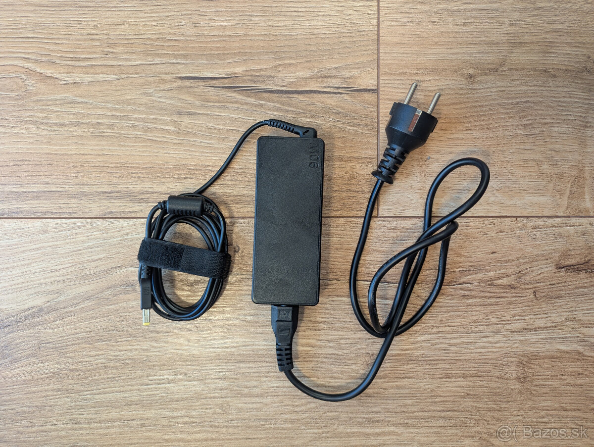 Lenovo nabijacka 90W
