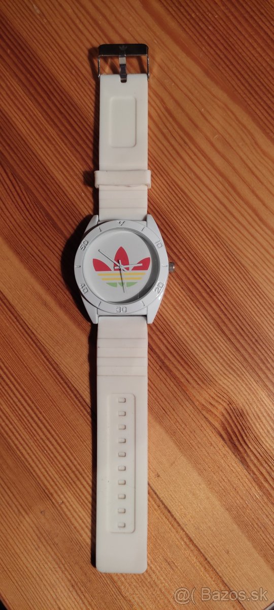 Predám hodinky adidas Santiago s farebným logom
