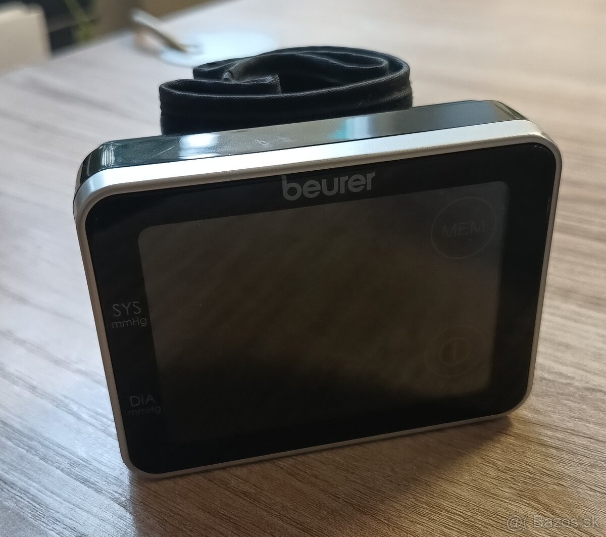 Tlakomer