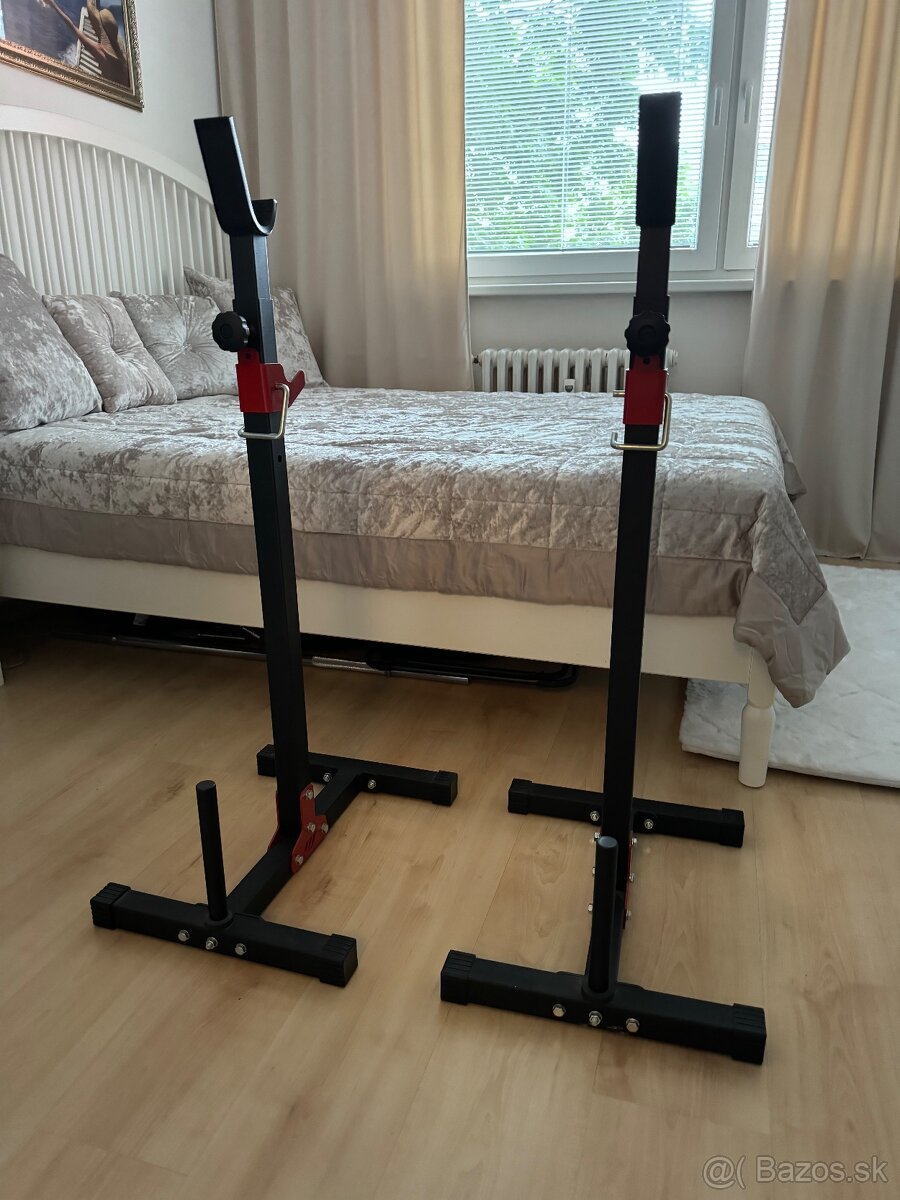 Stojany na činku