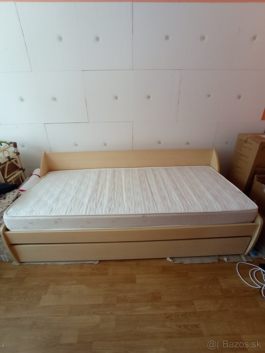 Predam postel s matracom