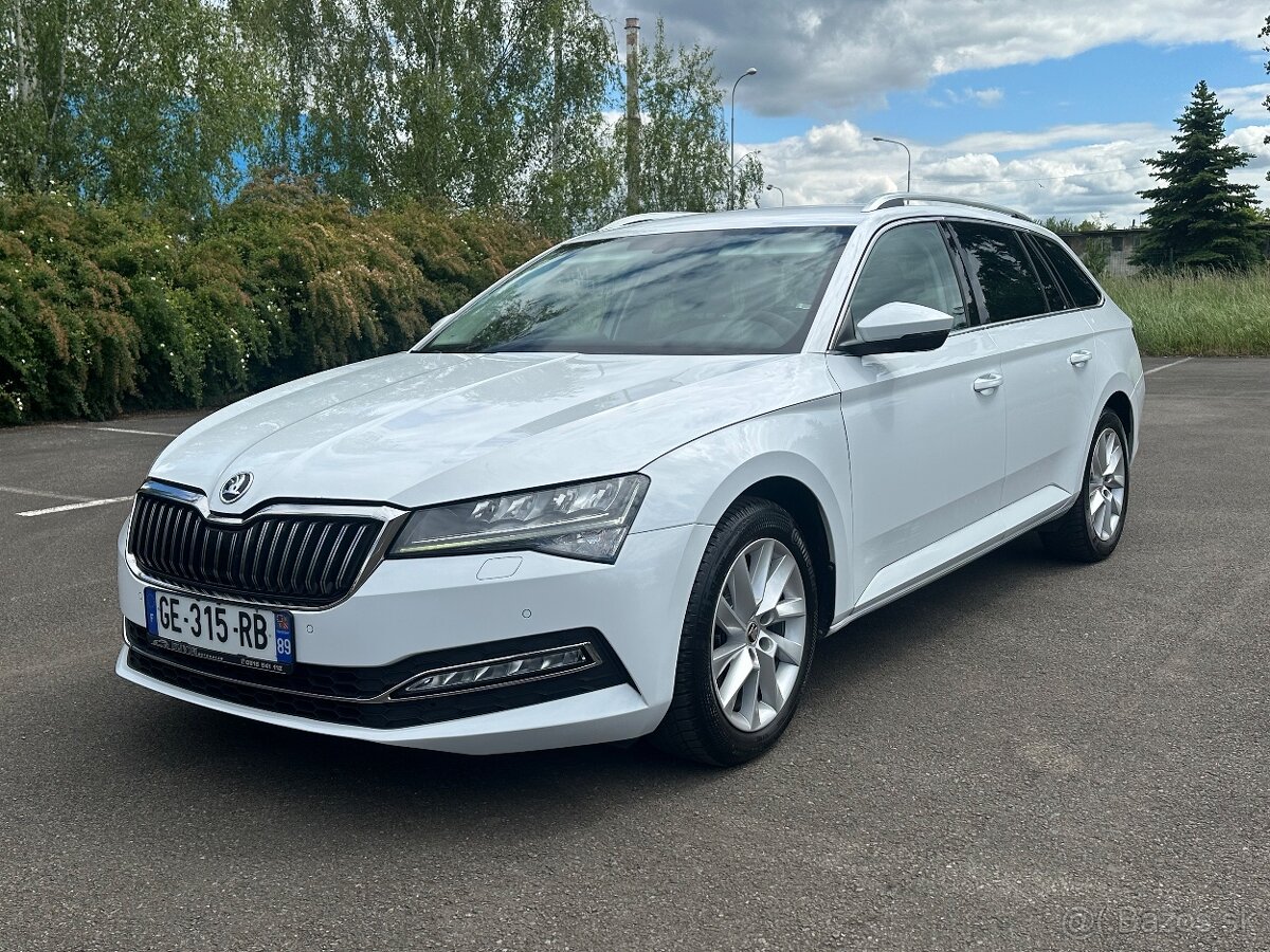Škoda Superb Combi 2.0 Tdi DSG VIRTUAL Alcantara KESSY LED