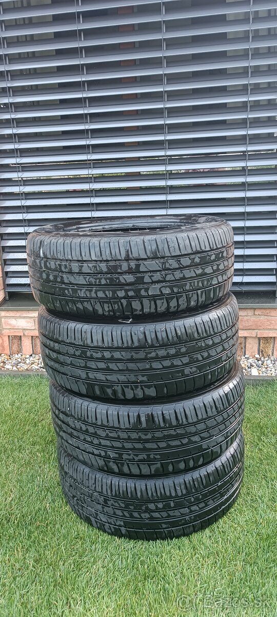 Pneumatiky Kumho Crugen HP 91 ,235/55 R18