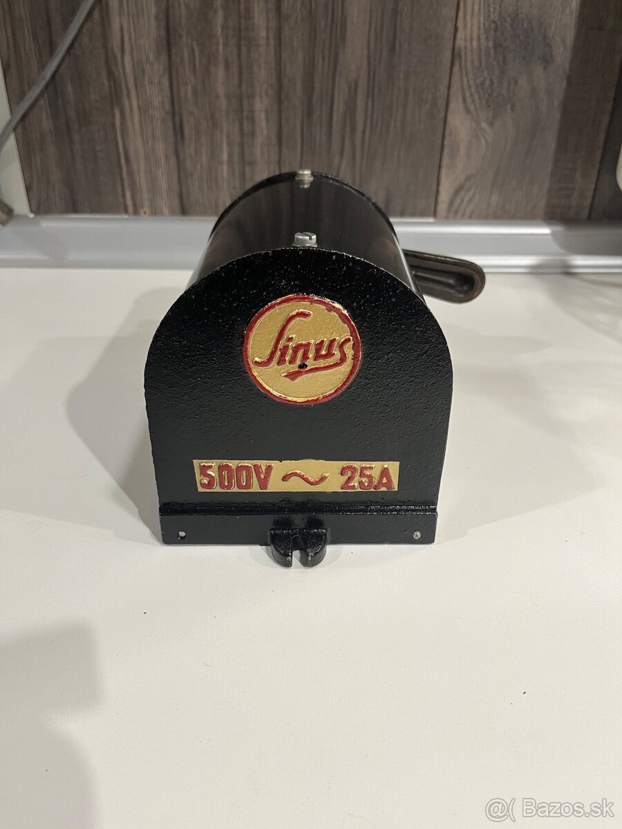 Historický nožový spínač Sinus 500V / 25A