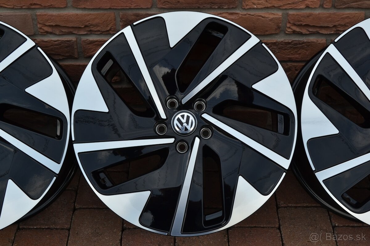 5x112 R19 Hlinikove disky Origina VW model Hudson