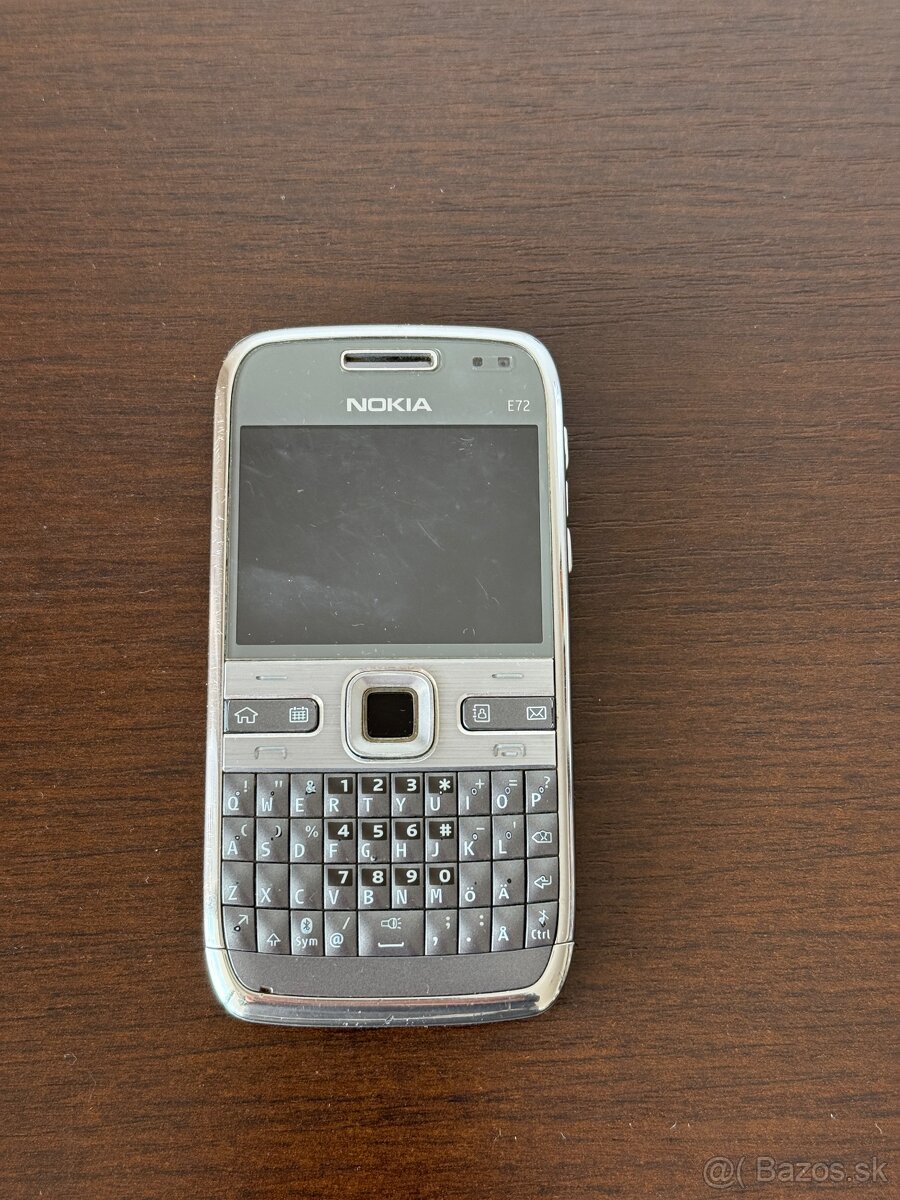 Nokia E72