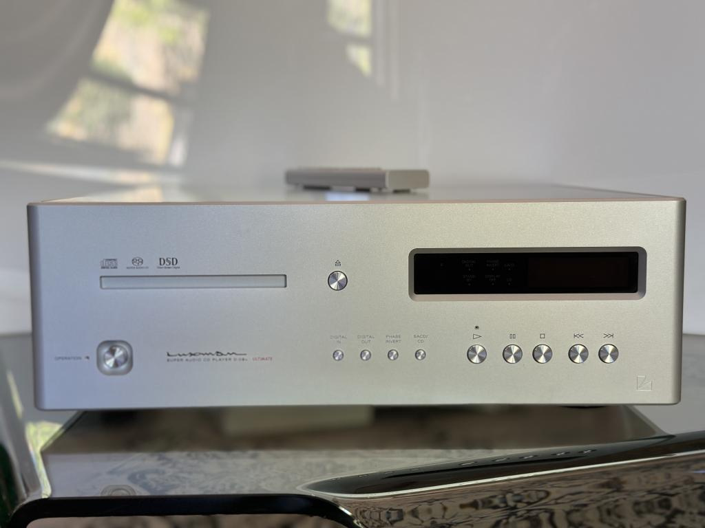 Luxman D-08U