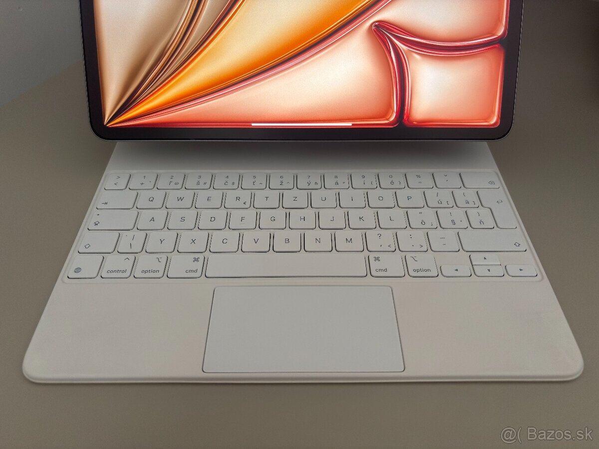 Apple Magic Keyboard pre iPad Pro 12.9" a iPad Air M2, M3