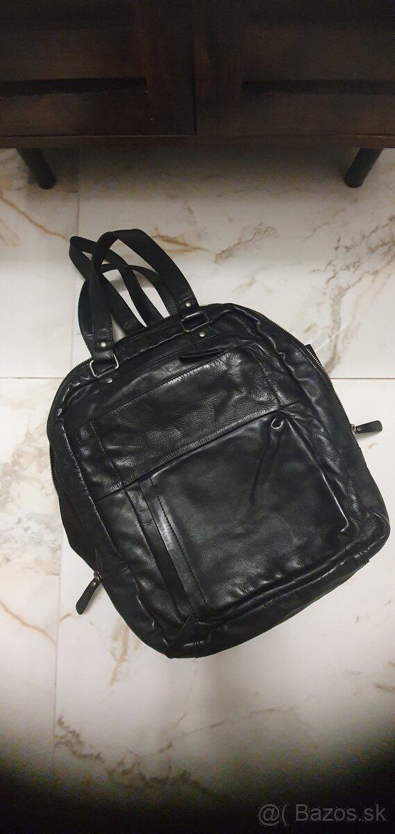 Kožený batoh Wojas