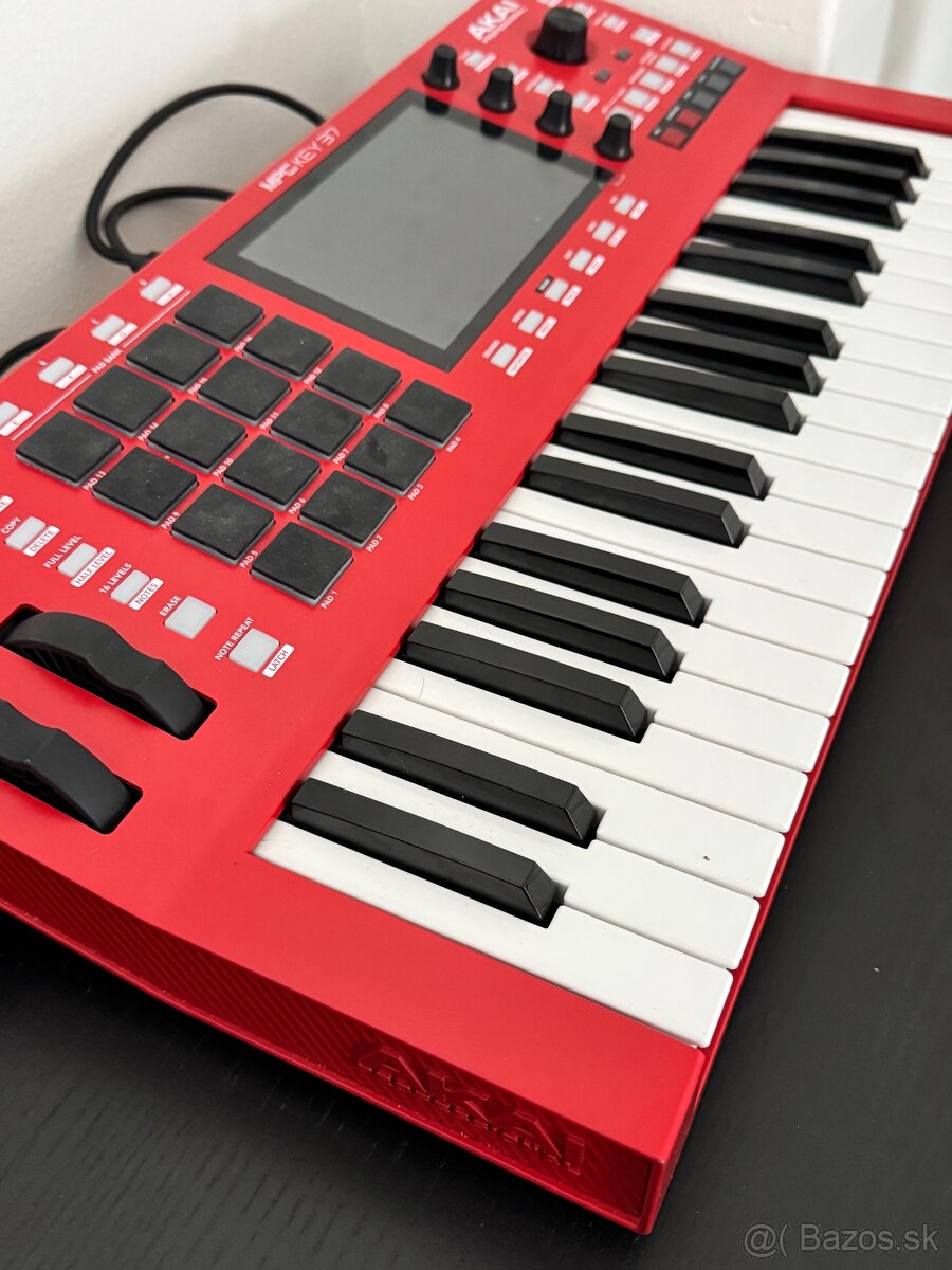 AKAI MPC Key 37