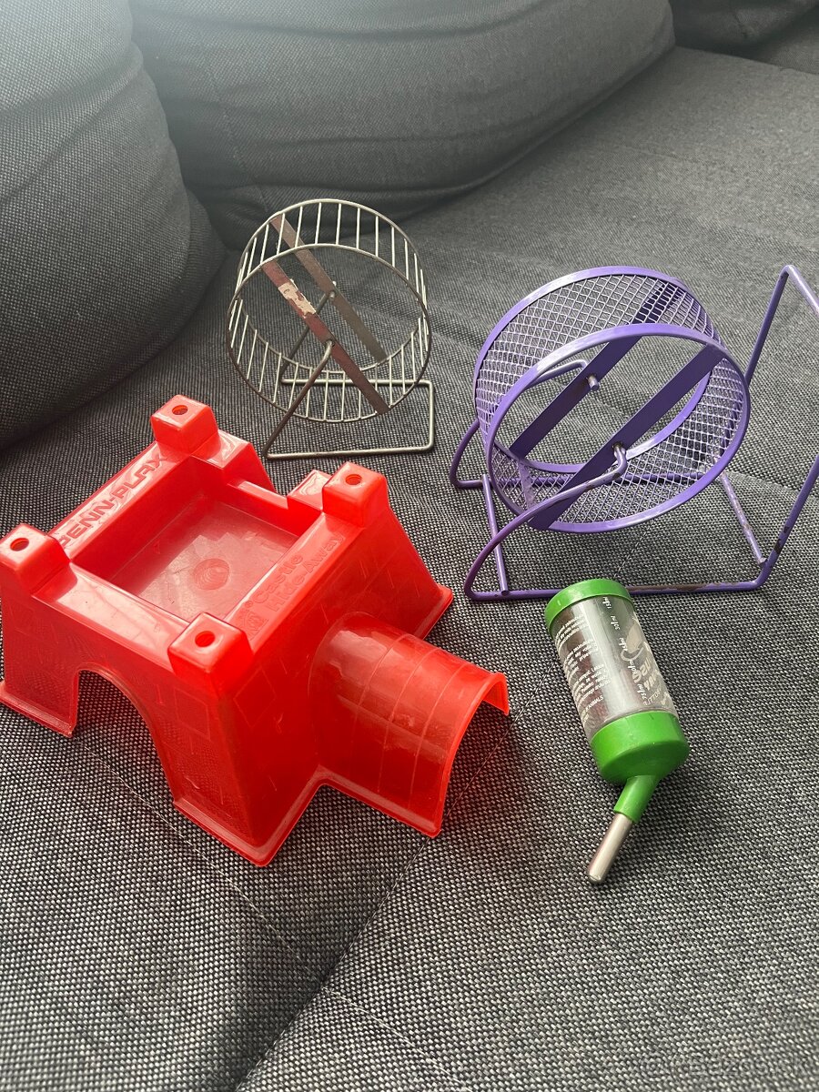 Pomôcky pre škrečka/myši