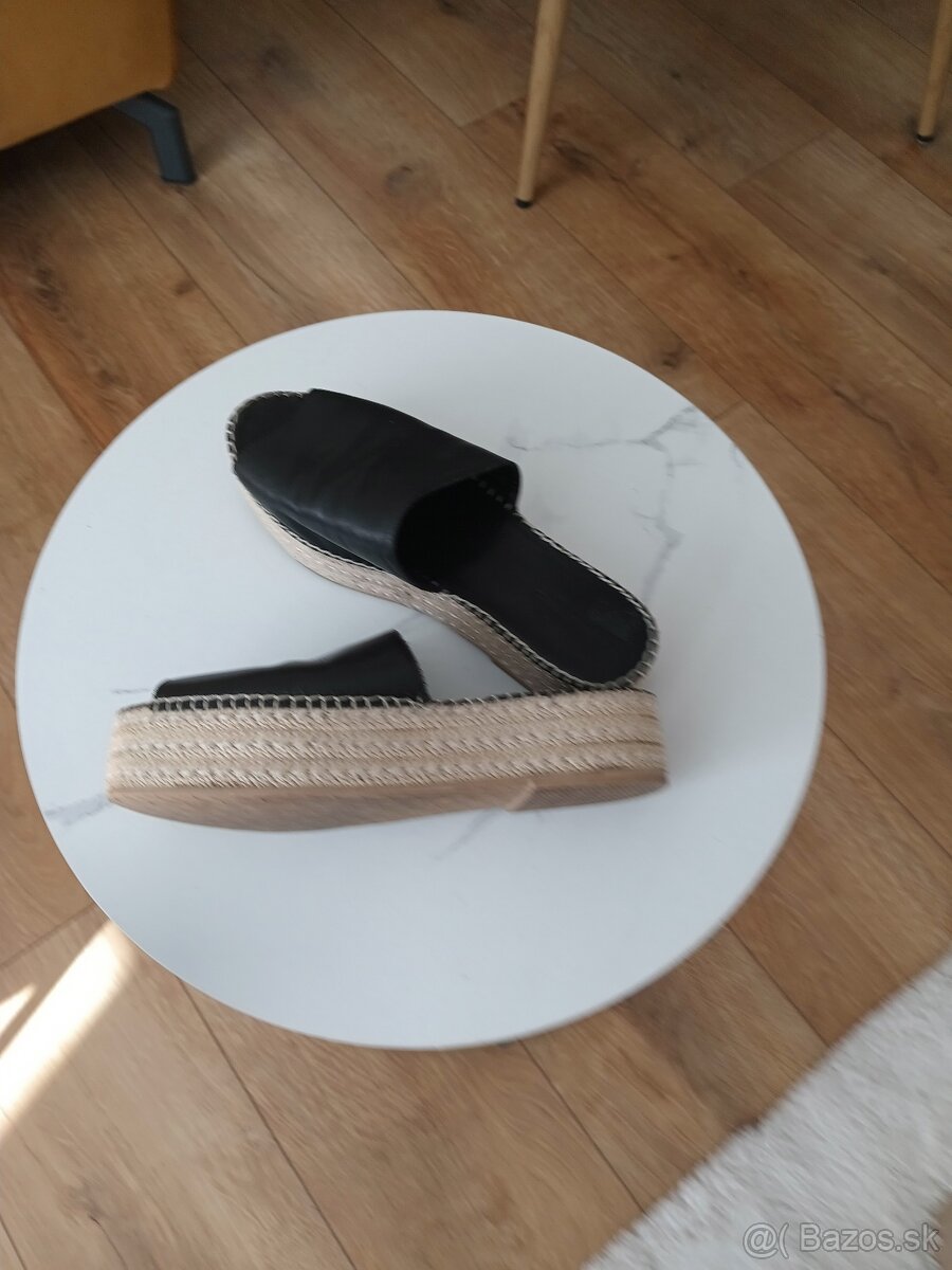 Šľapky vagabond