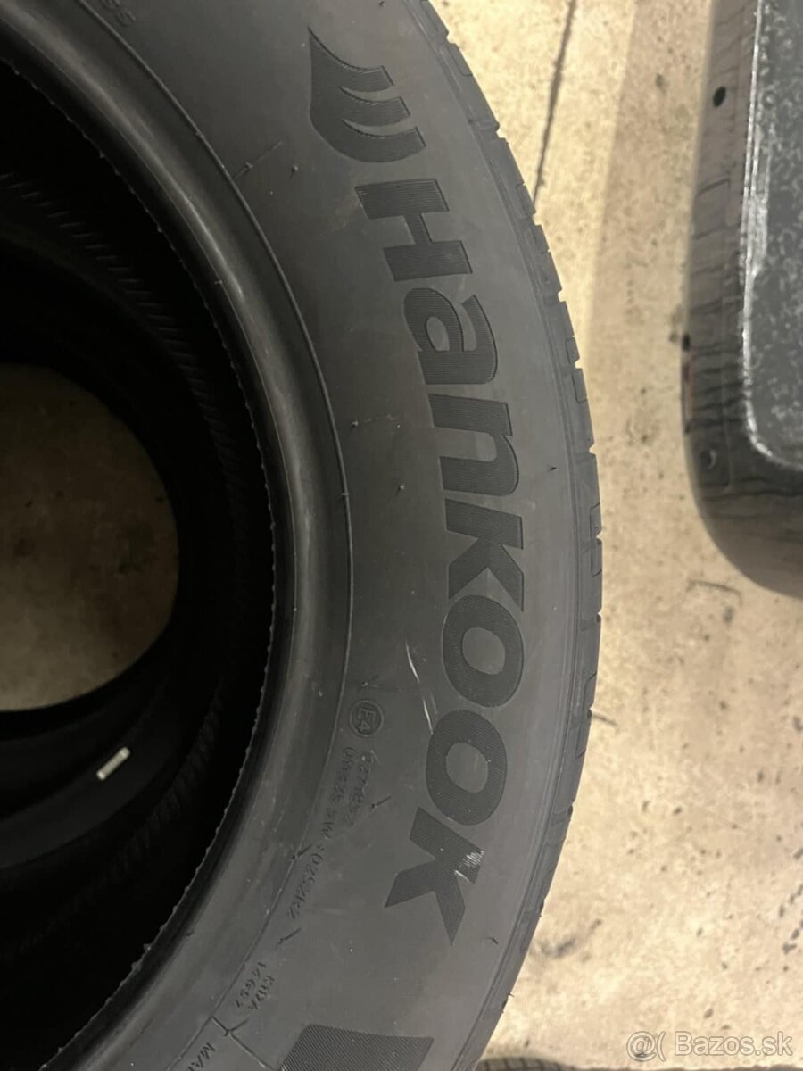 Hankook ventus s1 evo2 R18 235/60