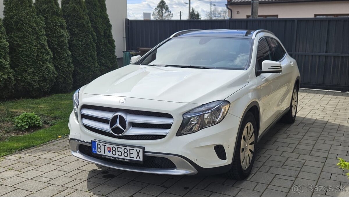 Mercedes-Benz GLA 200 d 4MATIC A/T
