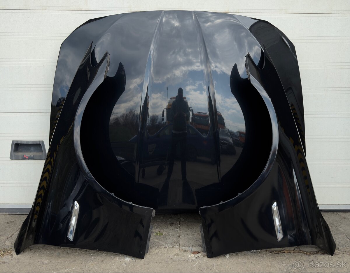 BMW F10/F11 pravý & ľavý blatník, Black-sapphire metallic