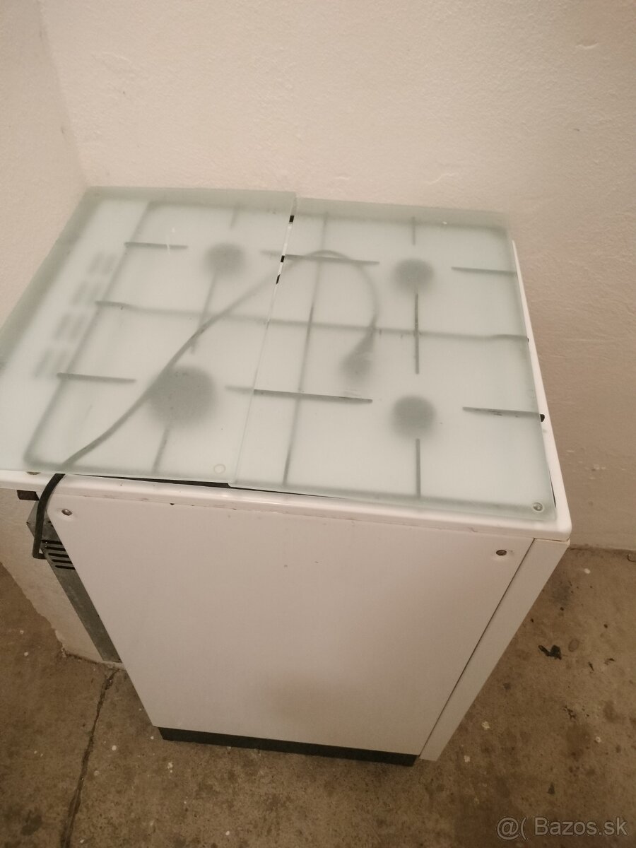 Plynový sporák