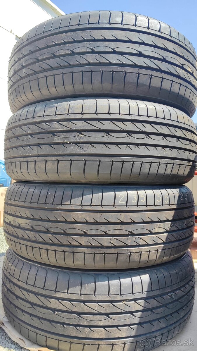 235/55 R20 Yokohama letné pneumatiky - sada