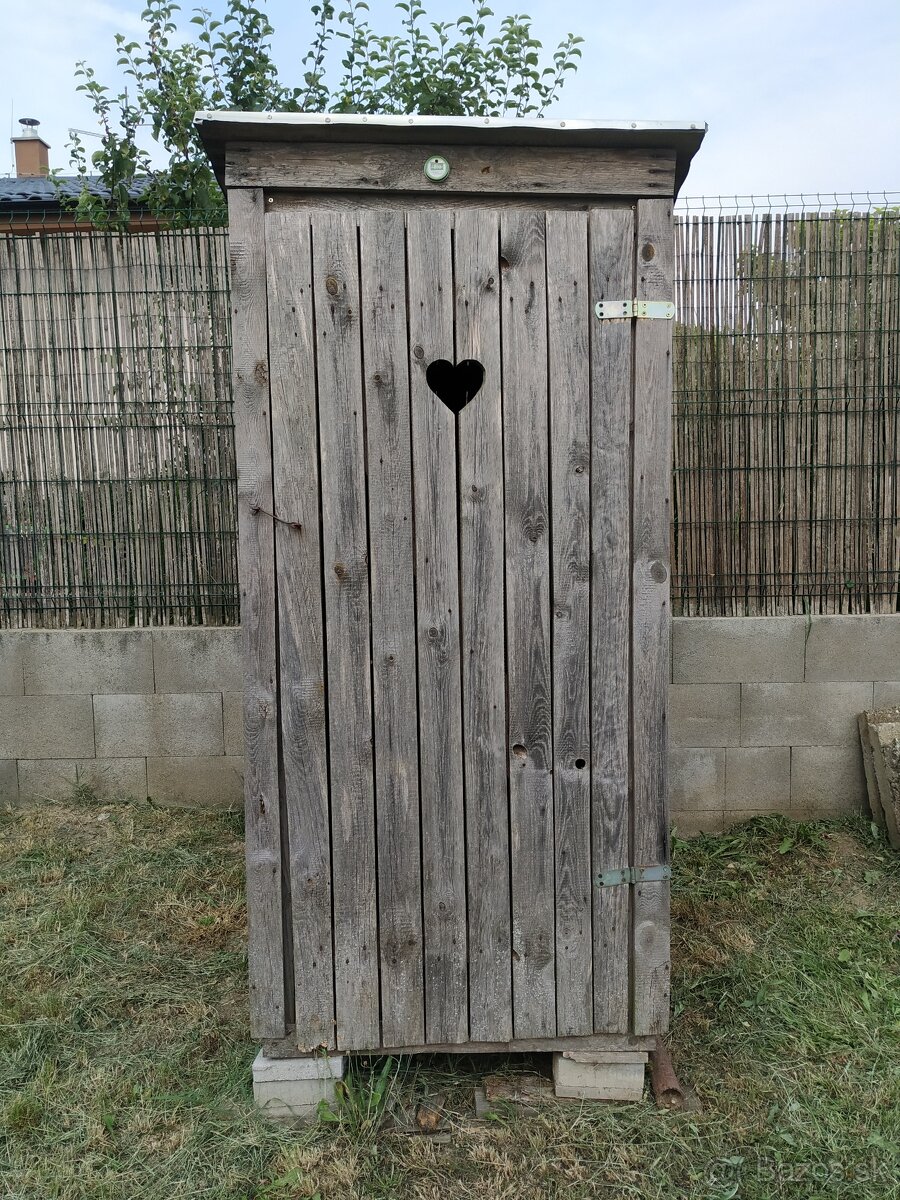 Suche WC, latrina