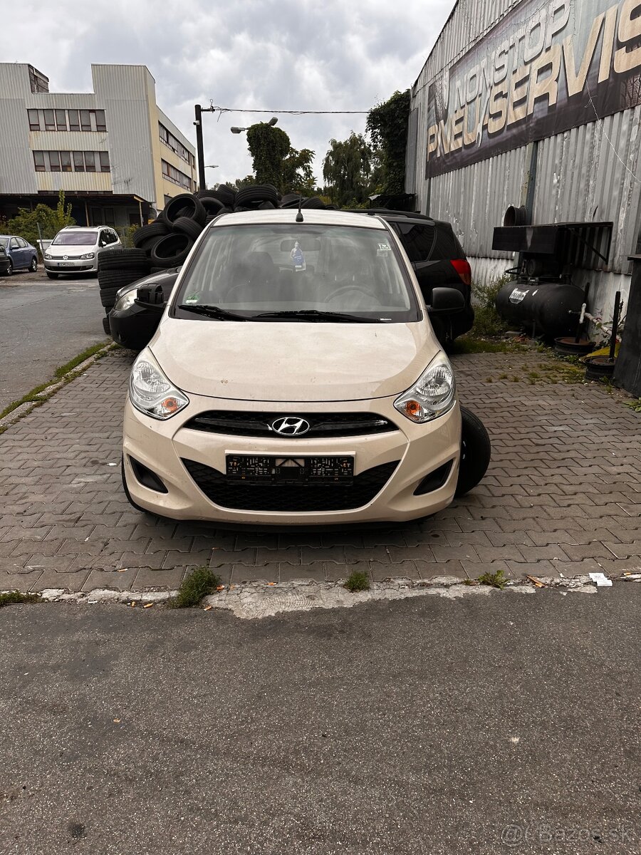 Hyundai i10 1.1 48kw 2013 bez TP