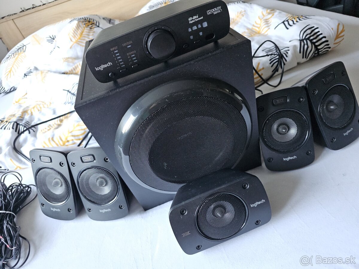 Logitech Z906