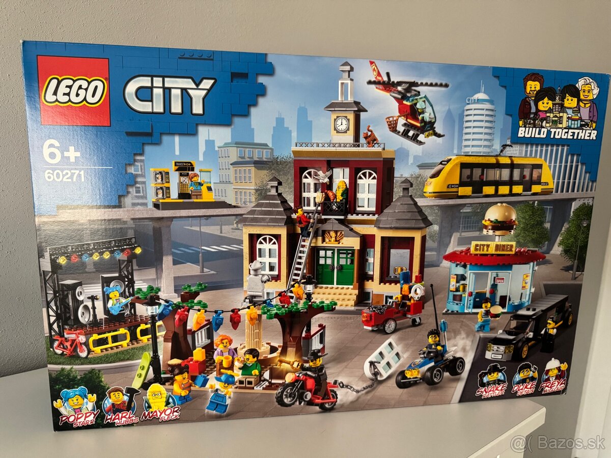 Lego 60271