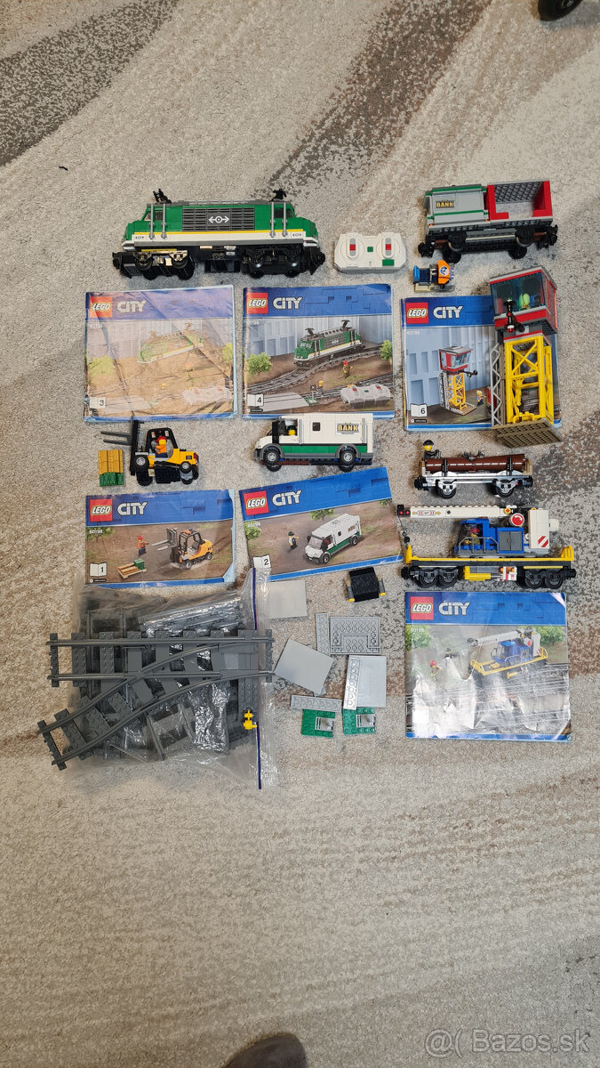 LEGO City - Nákladný vlak 60198