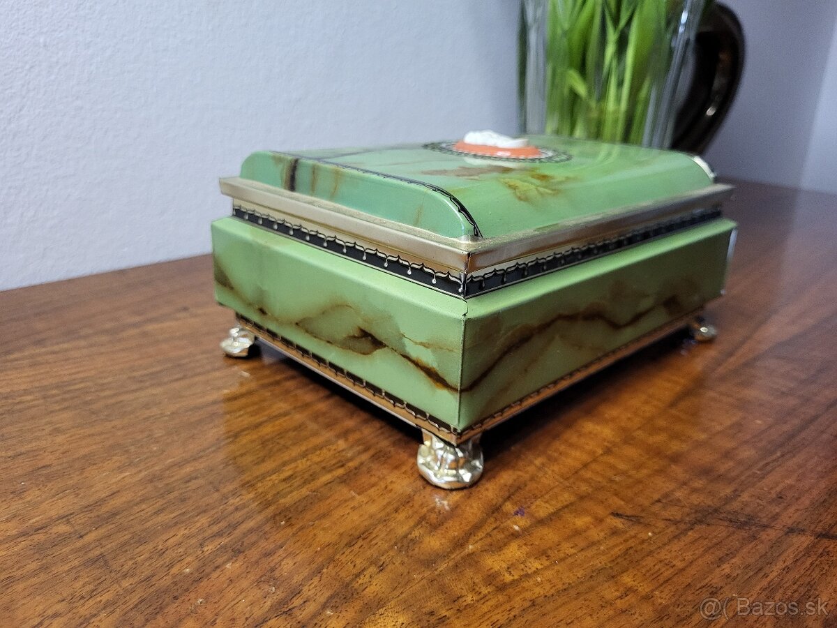 Plechová krabička so vzorom mramoru