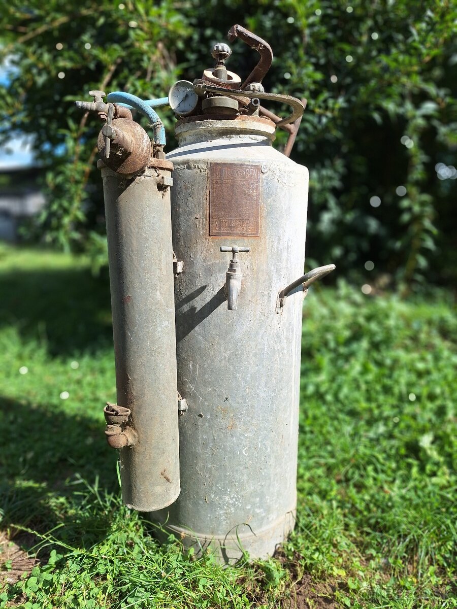 Acetylénový vyvíjač plynu