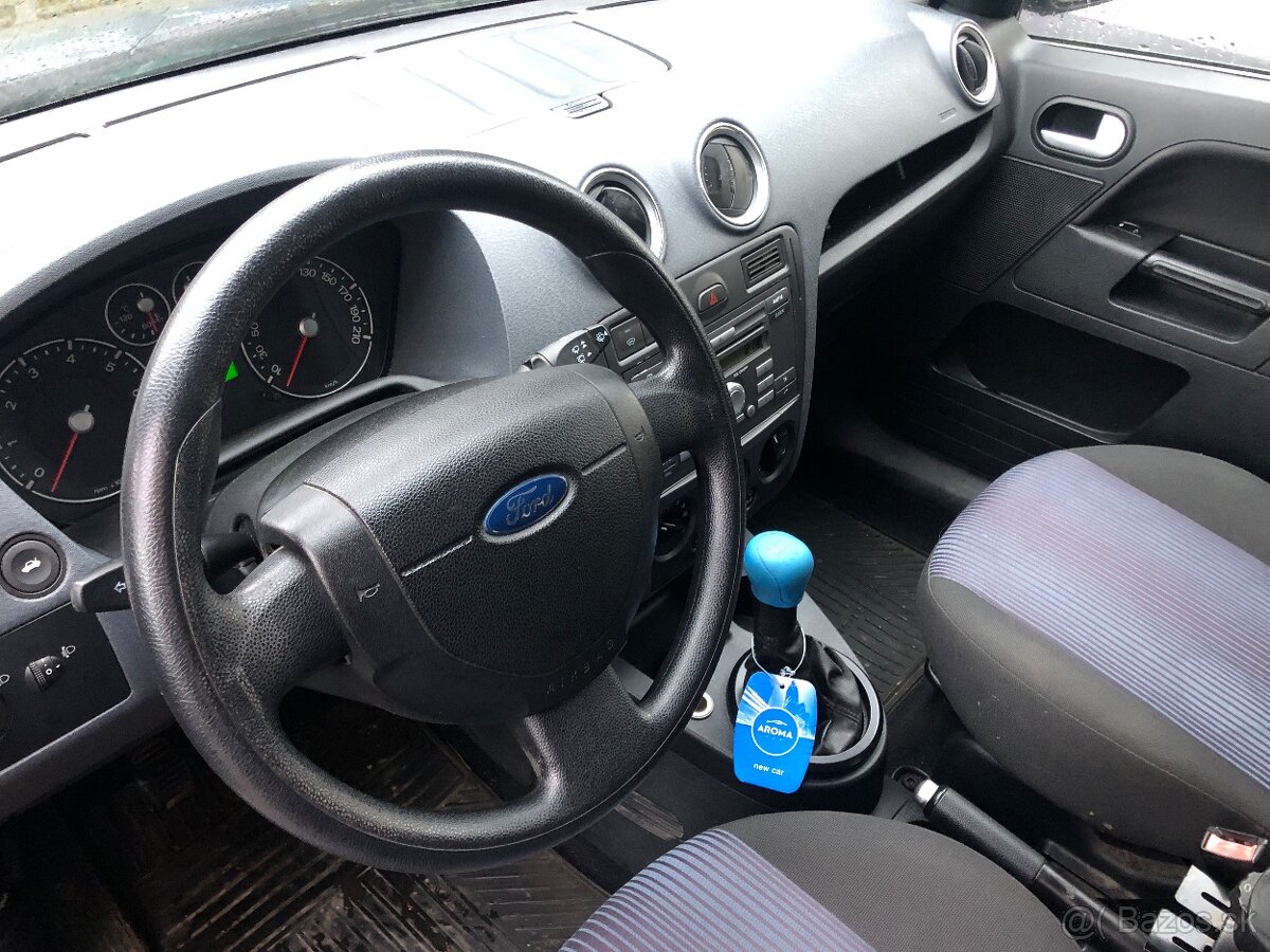 Ford fusion 1.4 59kw benzin