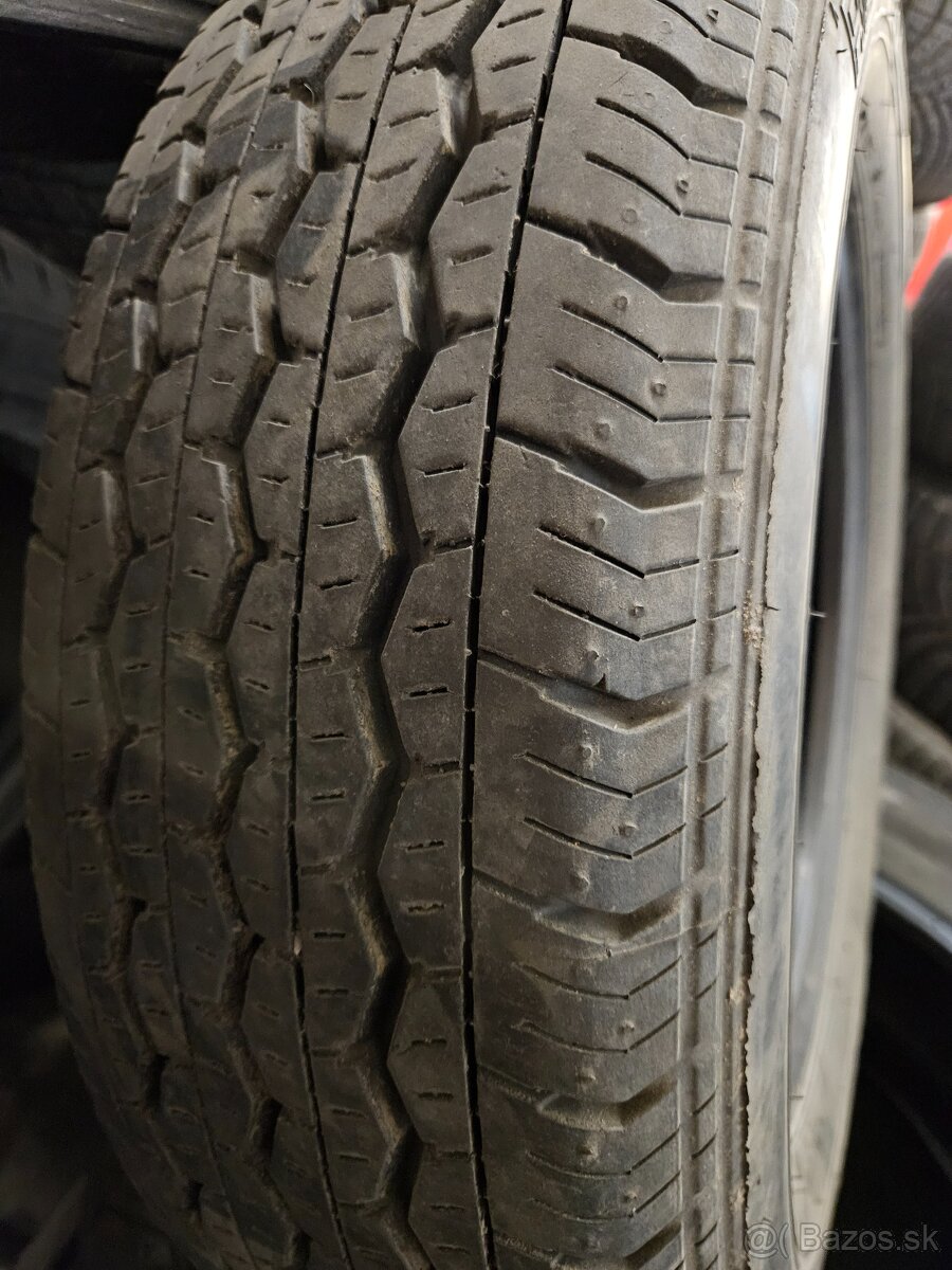 Predám letné 195/70 R15C