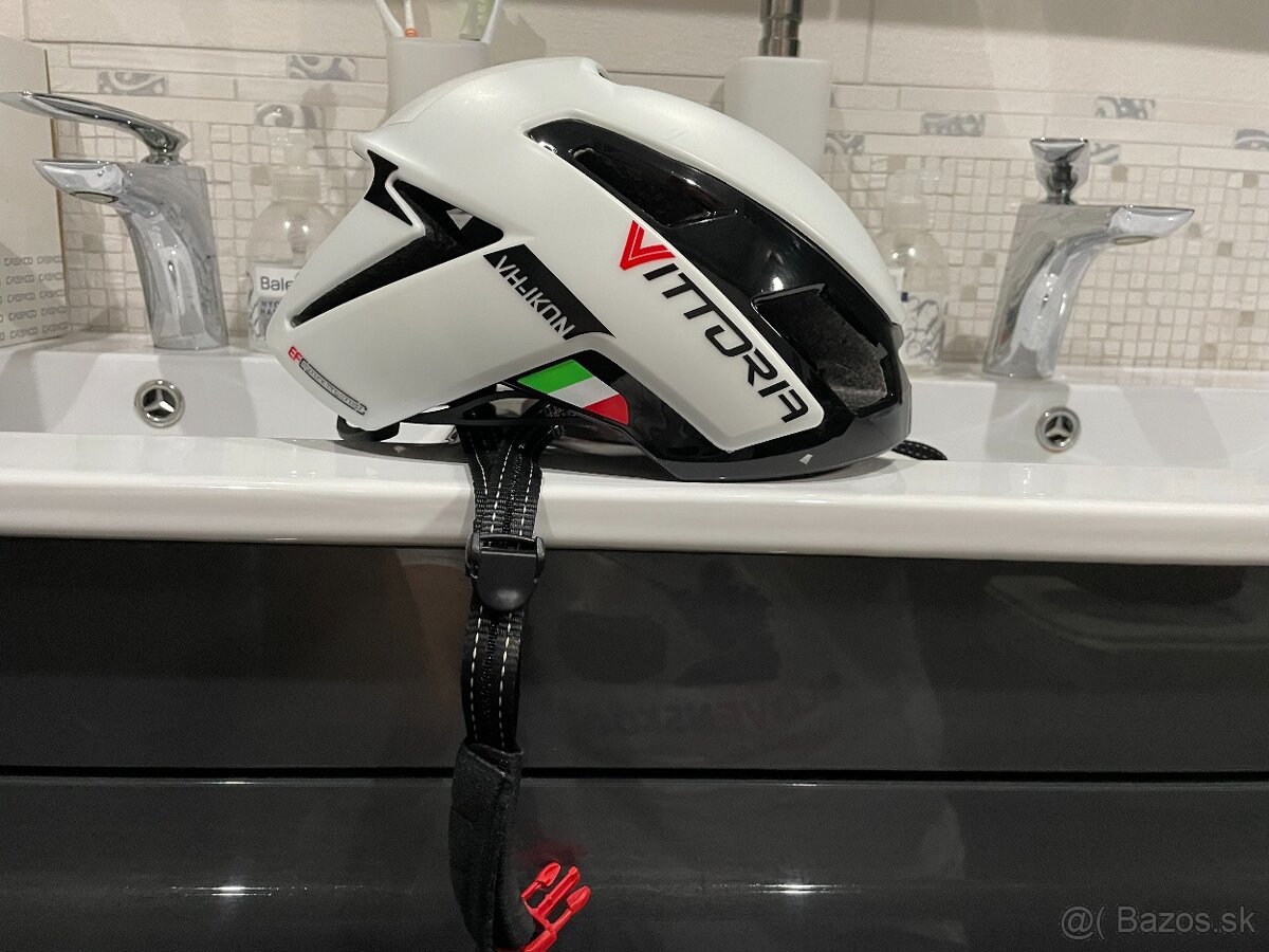 Vittoria VH-ikon prilba