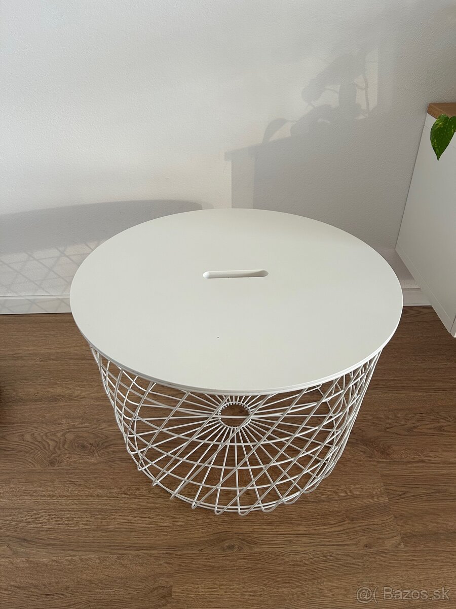 stolík IKEA KVISTBRO