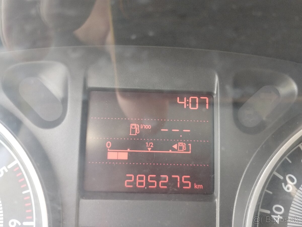 Predám Peugeot 301