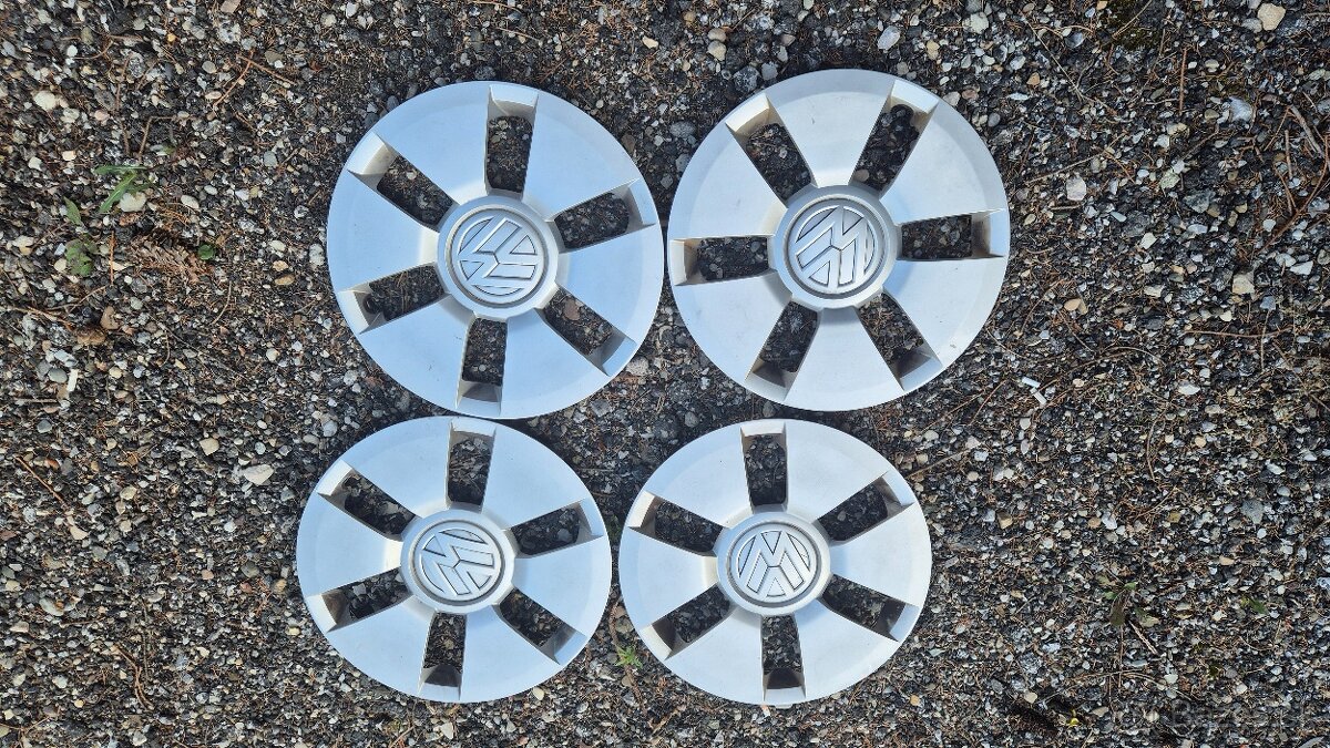 Puklice Original VW UP R15