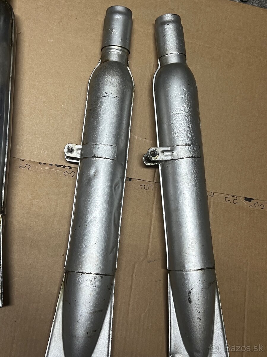 Prodám PATINOVÉ VÝFUKY PERÁK,SADA - 2KS